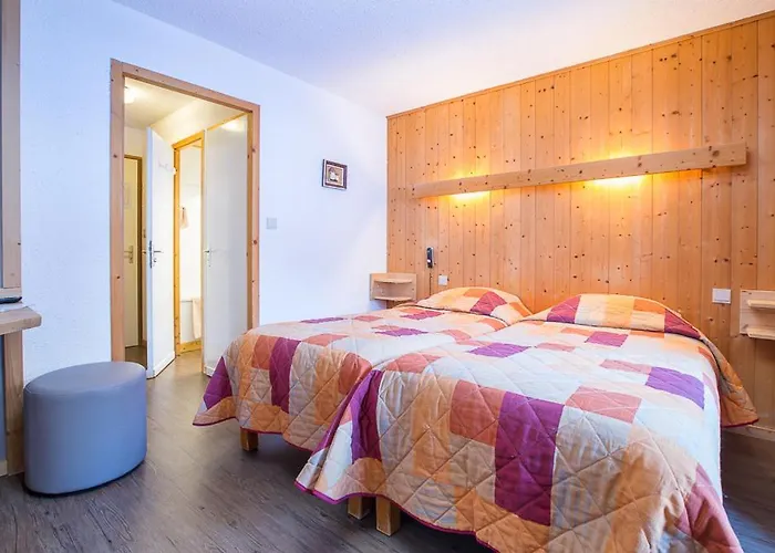 Hotel Les Lans 3*