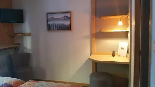 Hotel Les Lans
