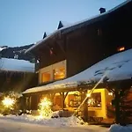 Les Lans Szálloda 3*